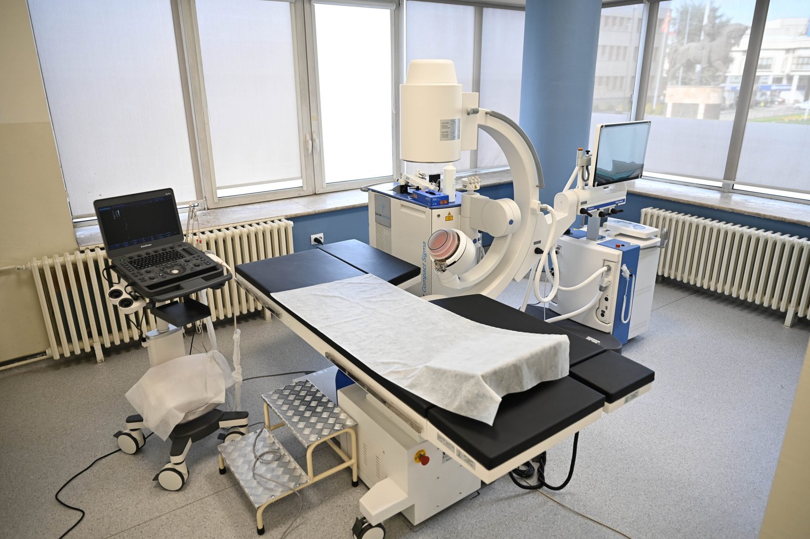 abdominalna hirurgija zensko